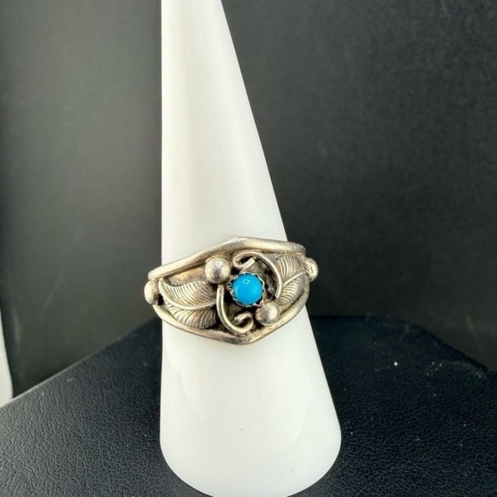 Vintage Signed Sterling Silver Ring Signed By Artist Western Size 7.75